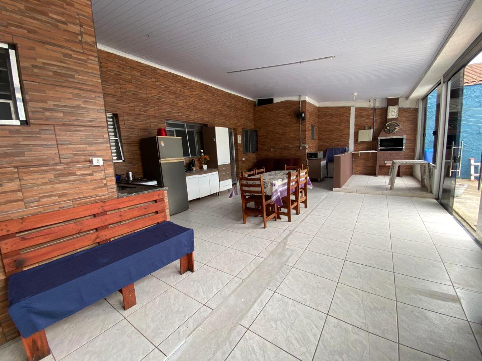 Casa Com Piscina Em Bem Proxima Ao Mar Com 2 E Internet